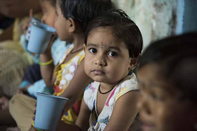 Programas de nutrición con leche en las escuelas PRASAD INDIA